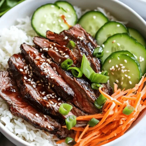 Discover the vibrant flavors of Korean cuisine with our Korean BBQ Steak Rice Bowls featuring a spicy cream sauce that elevates this dish to new heights. This recipe not only brings the rich umami of marinated steak to your table but also offers a colorful medley of fresh vegetables, making it a balanced and satisfying meal. It's an ideal choice for weeknight dinners or meal prep, allowing you to enjoy a hearty and flavorful dish that is sure to impress family and friends alike.